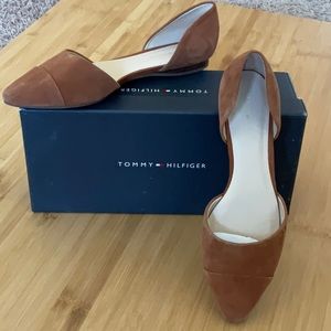 Tommy Hilfiger Naree3 D’Orsay Brown Suede Flats with box.  Size 7.5.